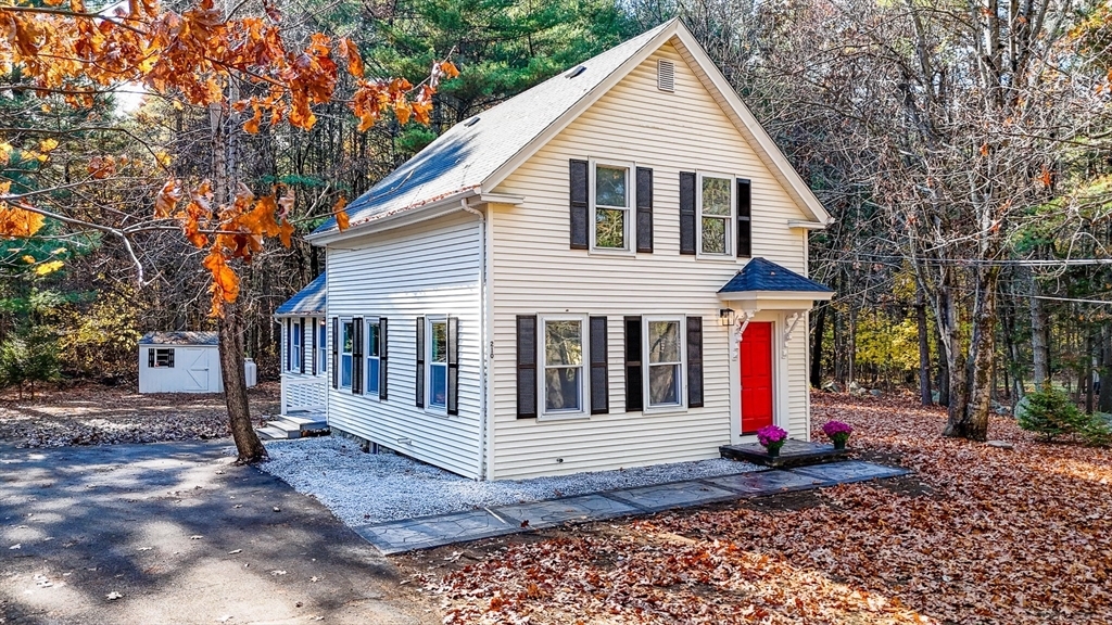 Property Photo:  210 Dunstable Rd  MA 01863 