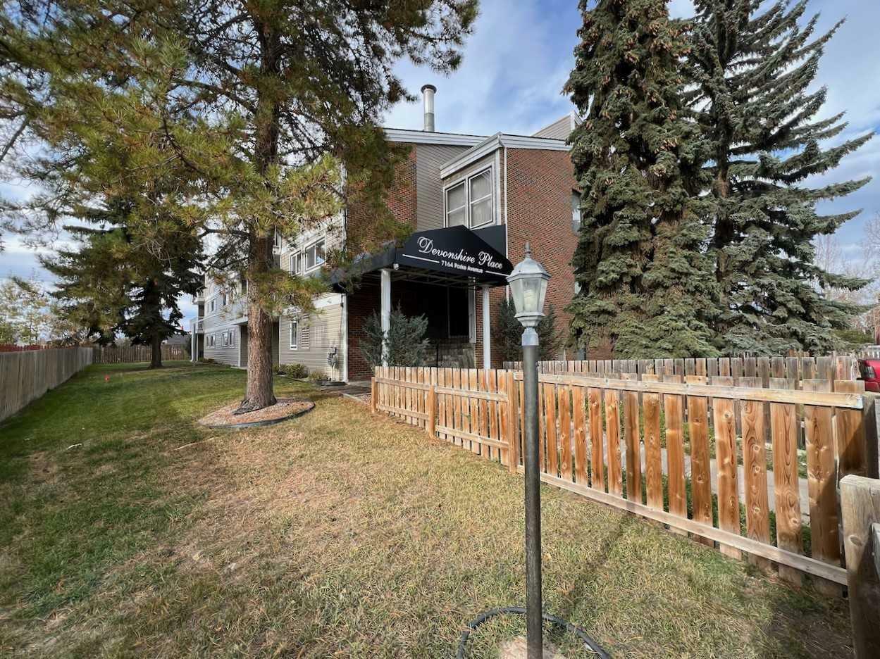 Property Photo:  7164 Parke Avenue 102  AB T4P 1M4 