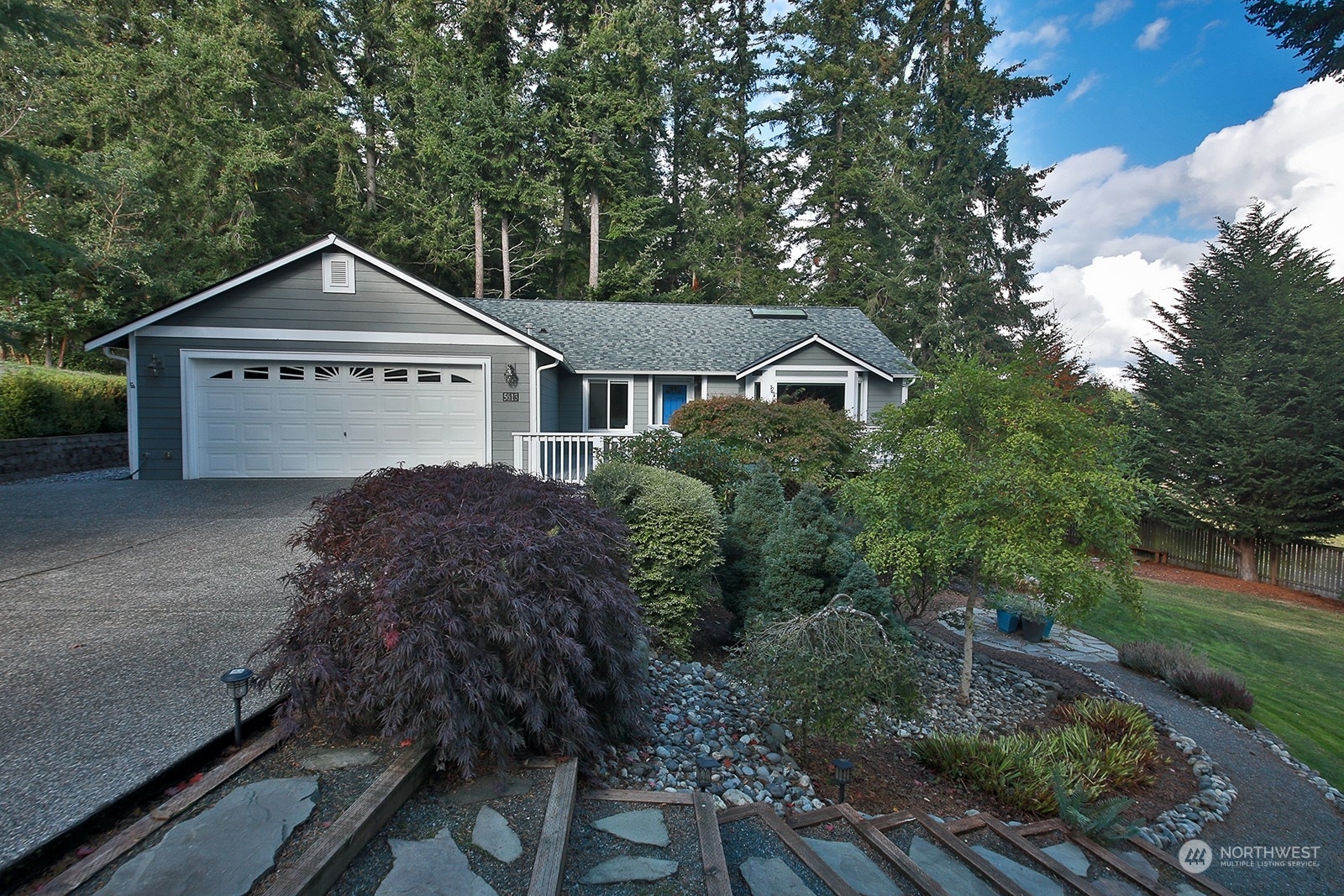 Property Photo:  5613 Dawn Terrace  WA 98249 