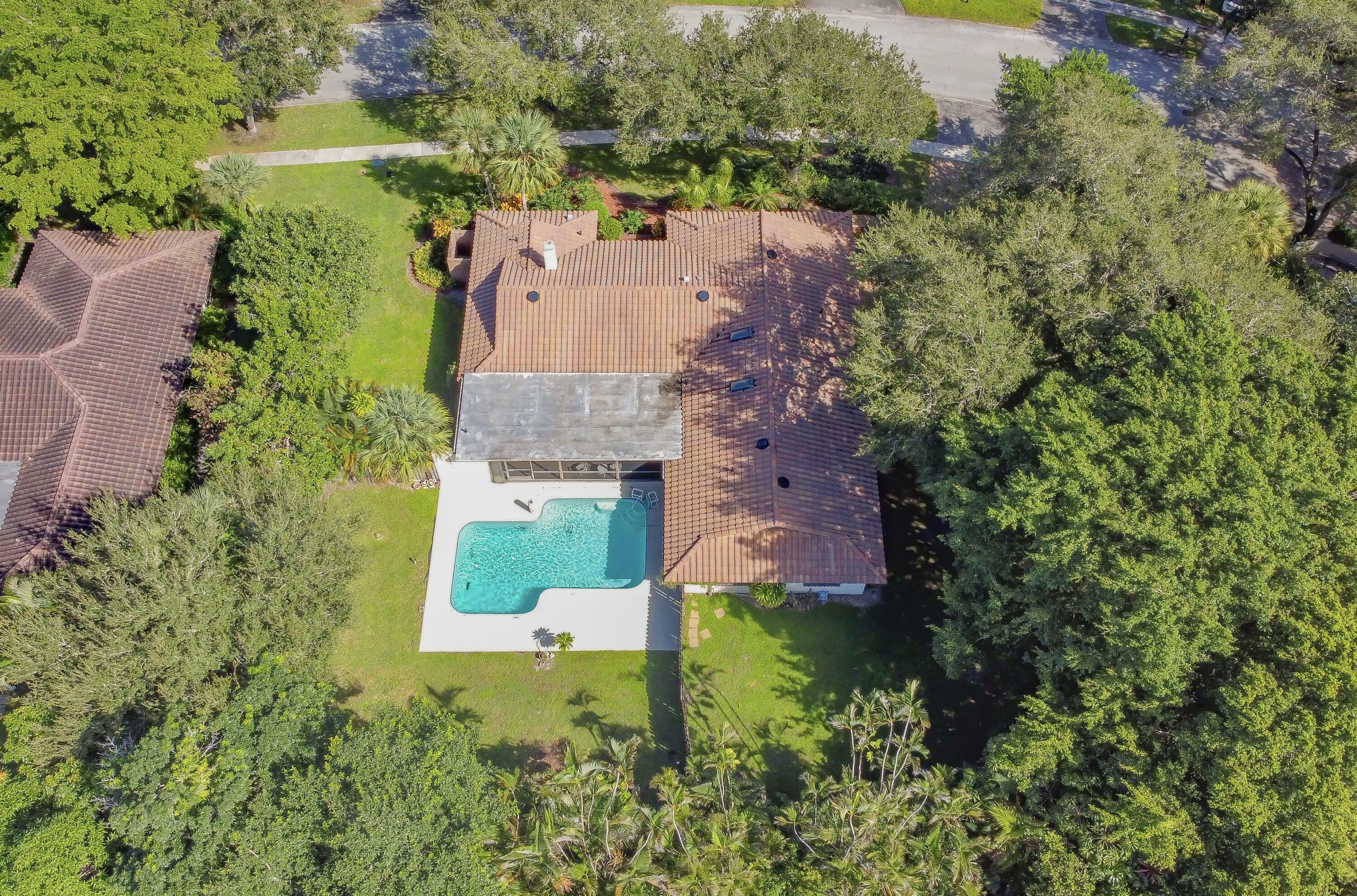 Property Photo:  6606 S Grande Drive  FL 33433 