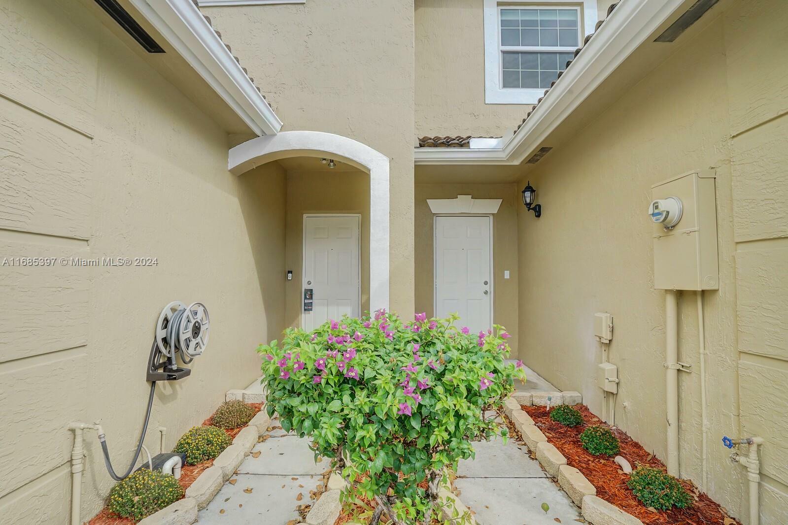 359 SW 122nd Ave 359  Pembroke Pines FL 33025 photo