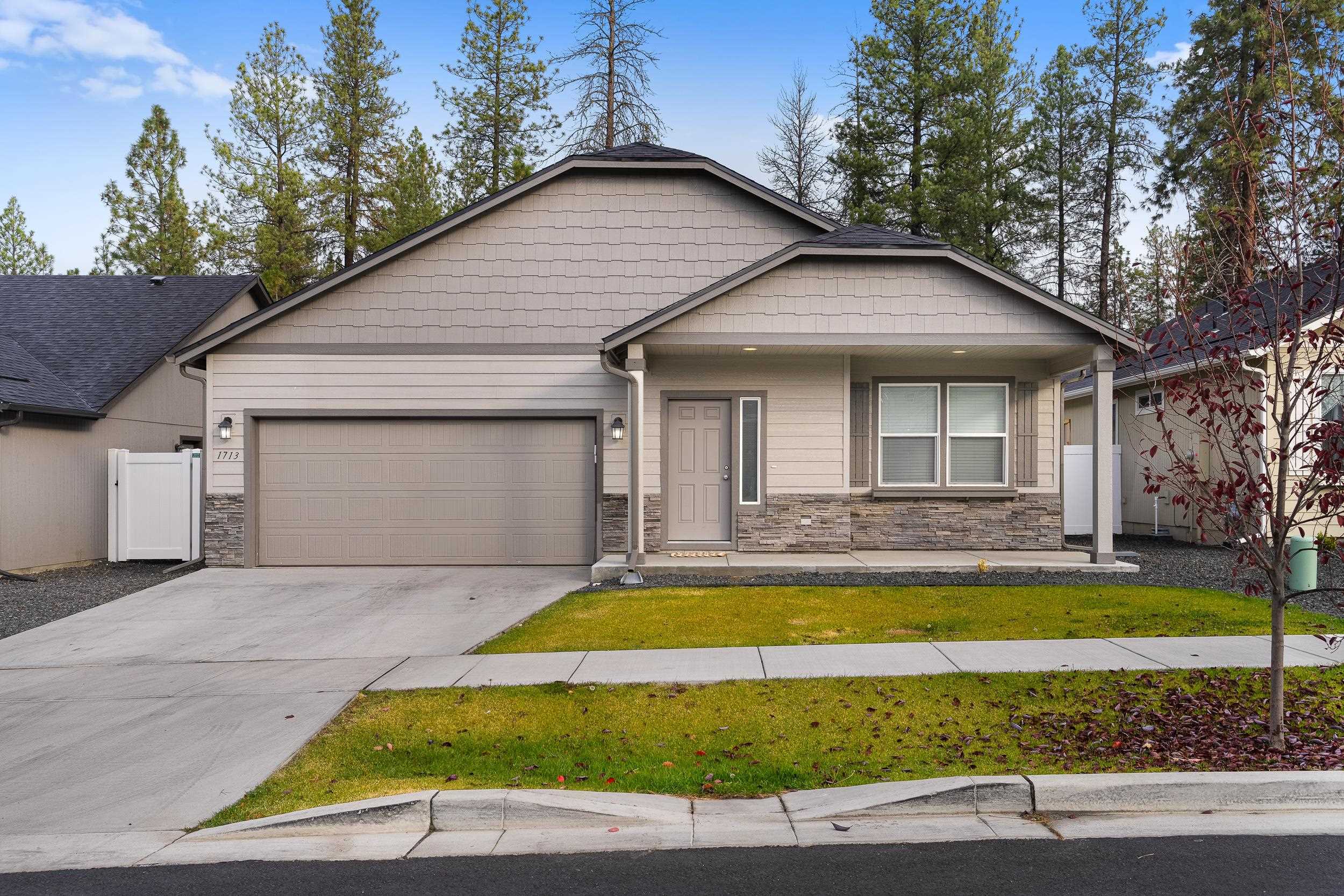 1713 E Mead Ln  Spokane WA 99218 photo