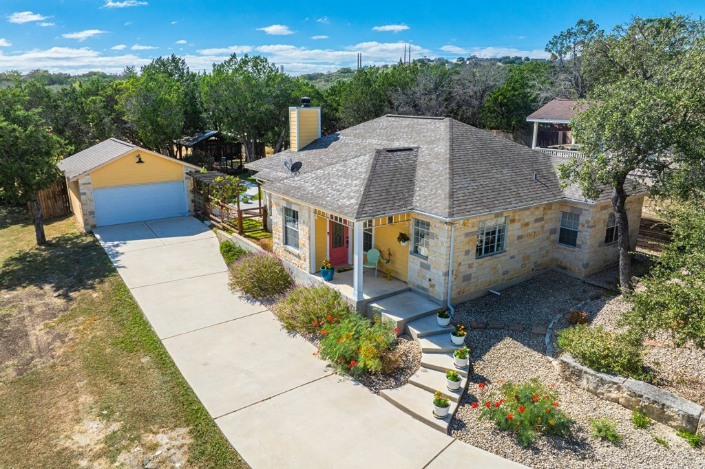 Property Photo:  126 Homer Dr  TX 78028 