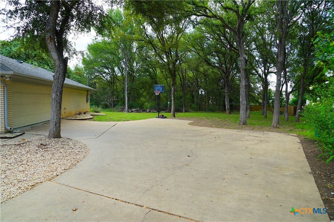 Property Photo:  1911 Puma Circle  TX 76548 