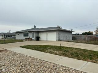 Property Photo:  1220 11th Street W  ND 58801 