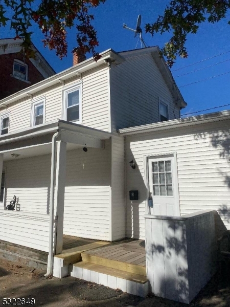 Property Photo:  1 Wall St., Unit 3  NJ 08869 