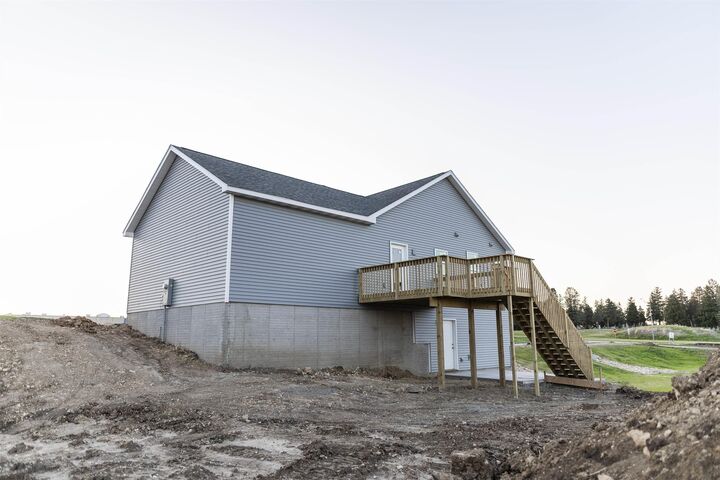 Property Photo:  1219 Stone Lane  IA 50677 