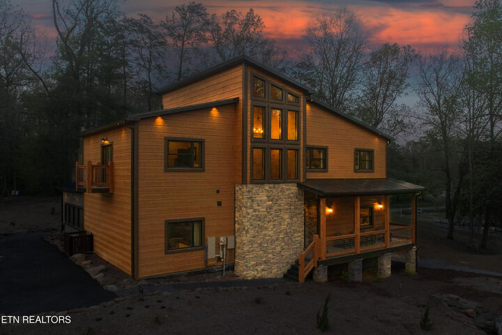 Property Photo:  2215 Sawmill Cove Drive  TN 37862 