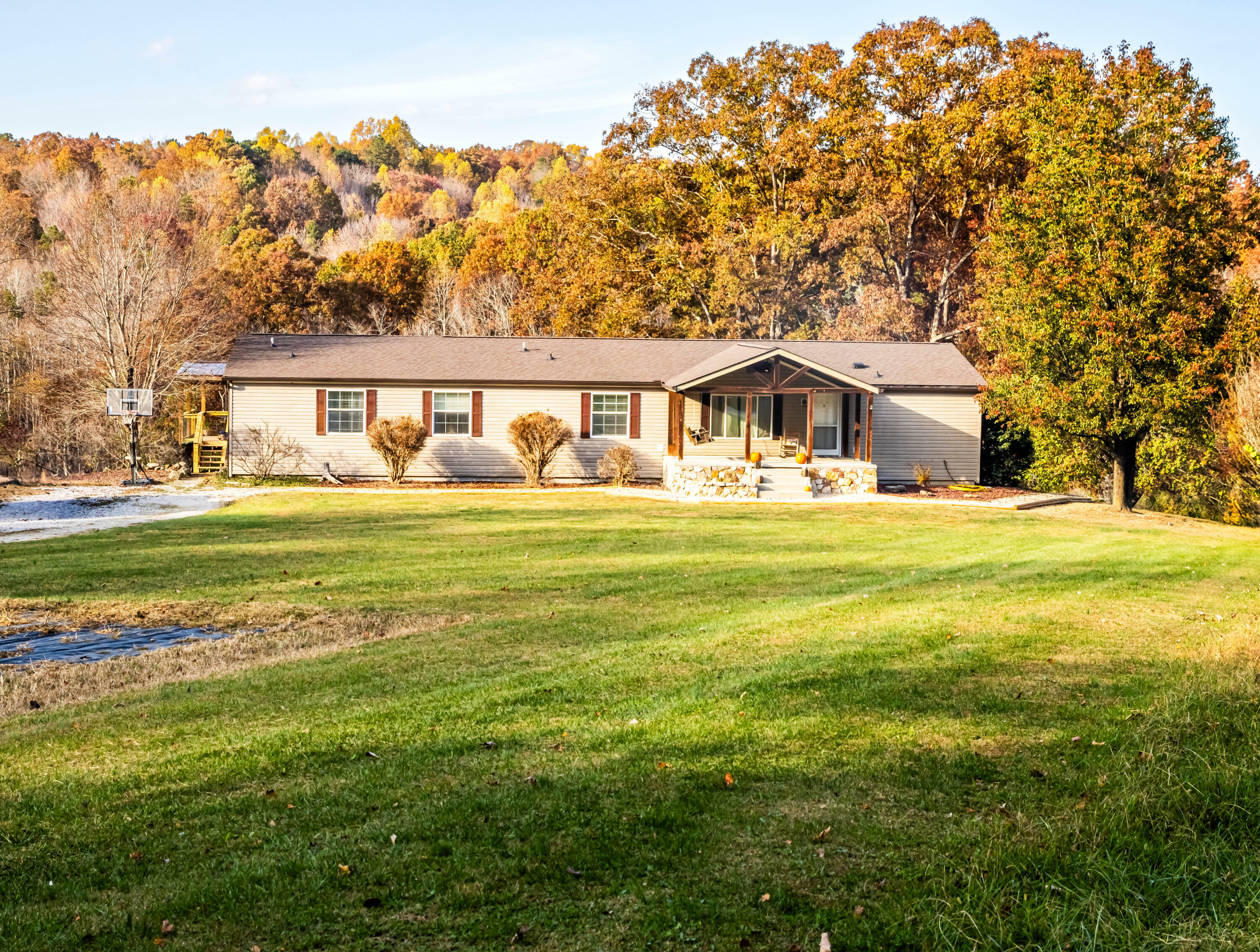 Property Photo:  1381 Stewart Road  KY 42501 