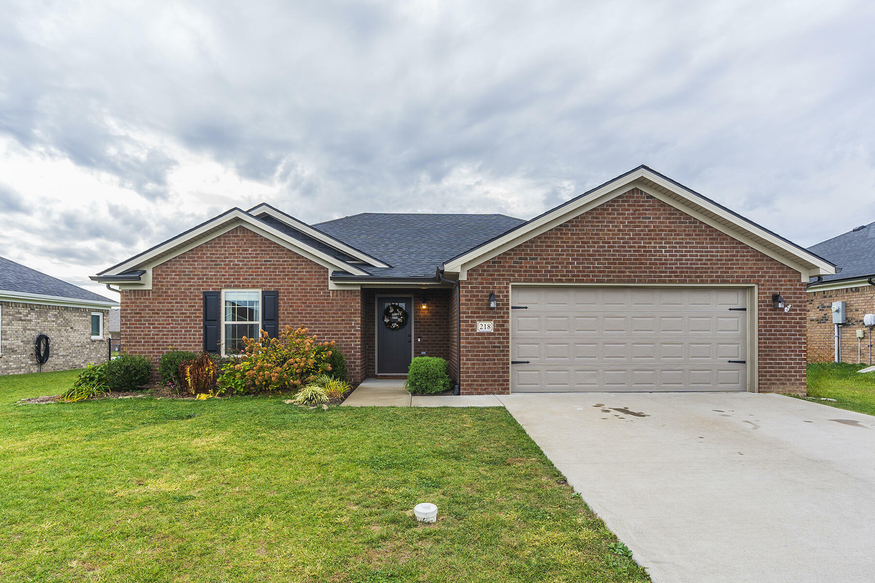 Property Photo: 218 Windward Way KY 40475
