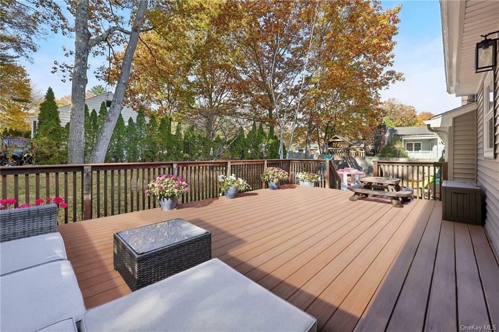 Property Photo:  63 Rock Ridge Drive  NY 10573 