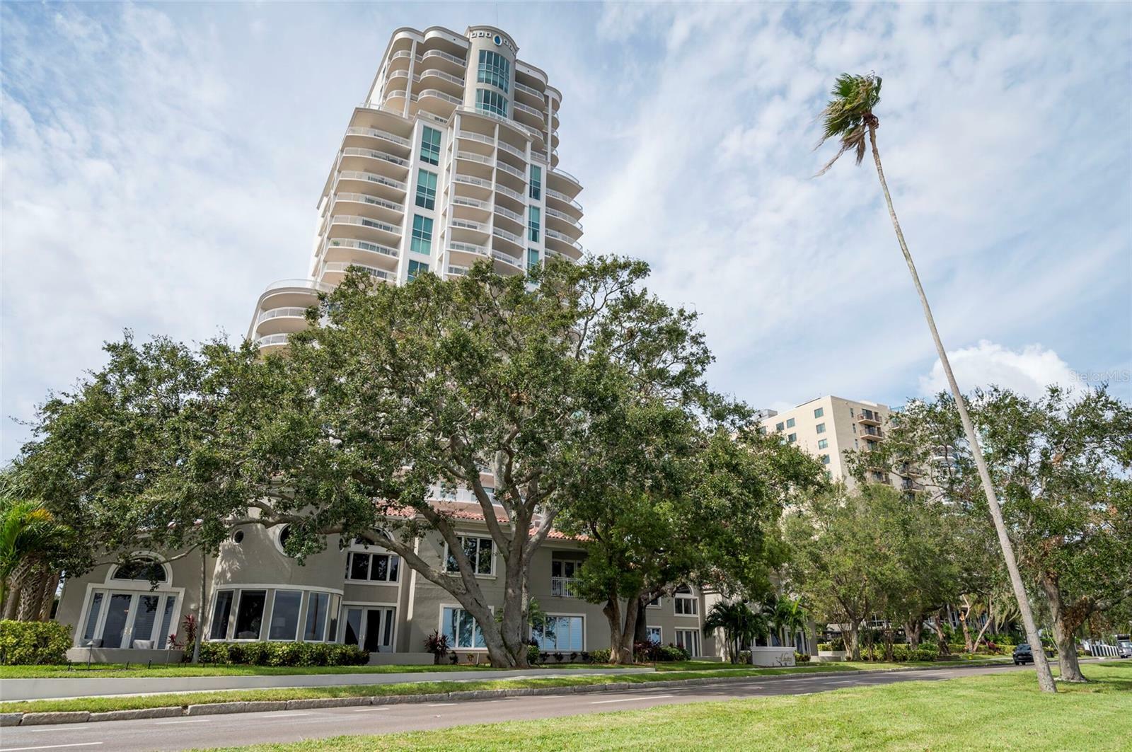 Property Photo:  3507 Bayshore Boulevard 1003  FL 33629 