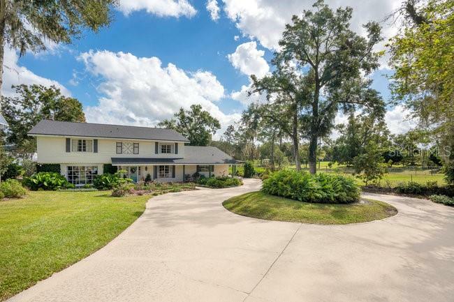 Property Photo:  902 W Lake Otis Drive  FL 33880 