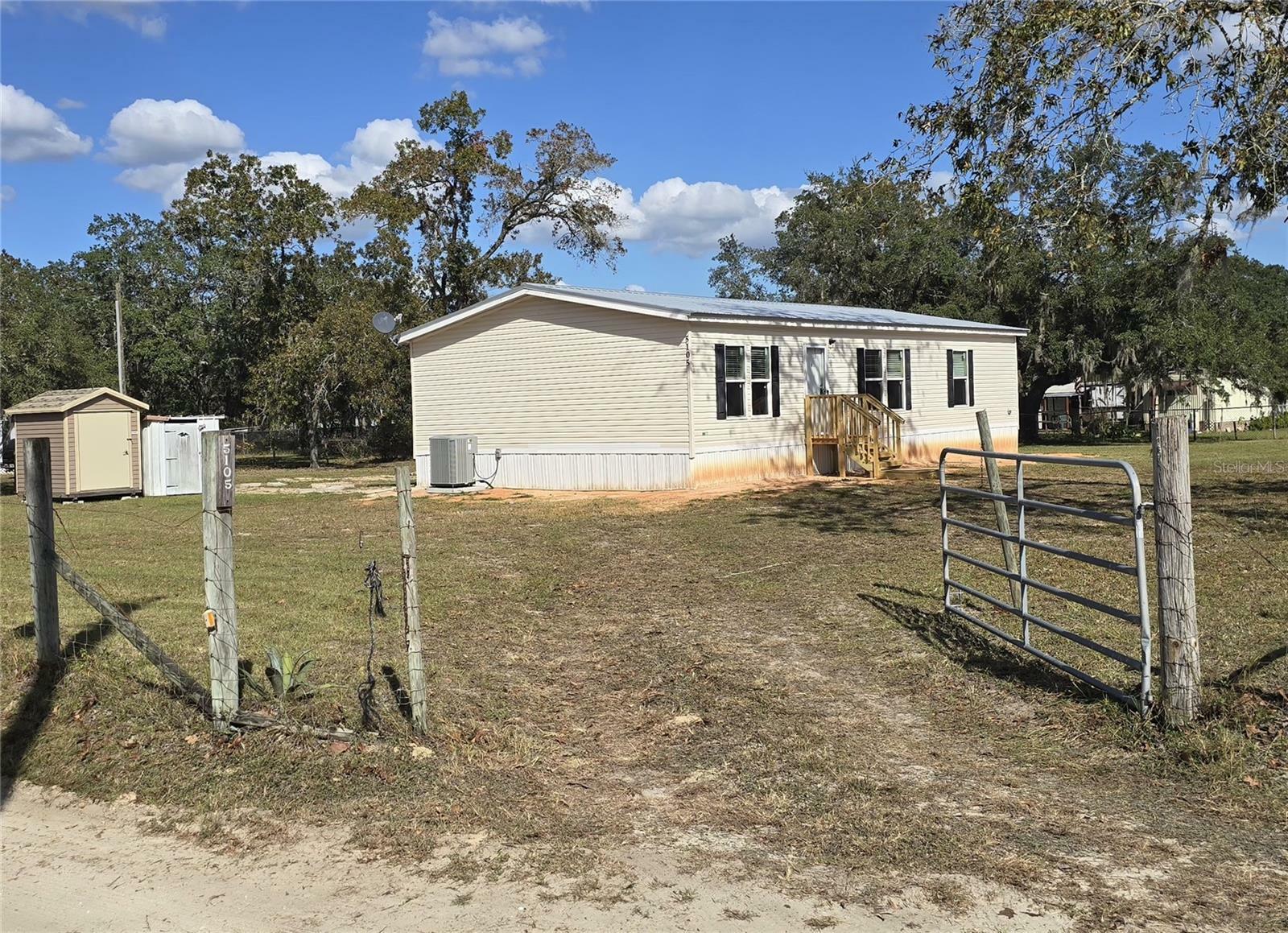 Property Photo:  5105 S Barker Point  FL 34461 