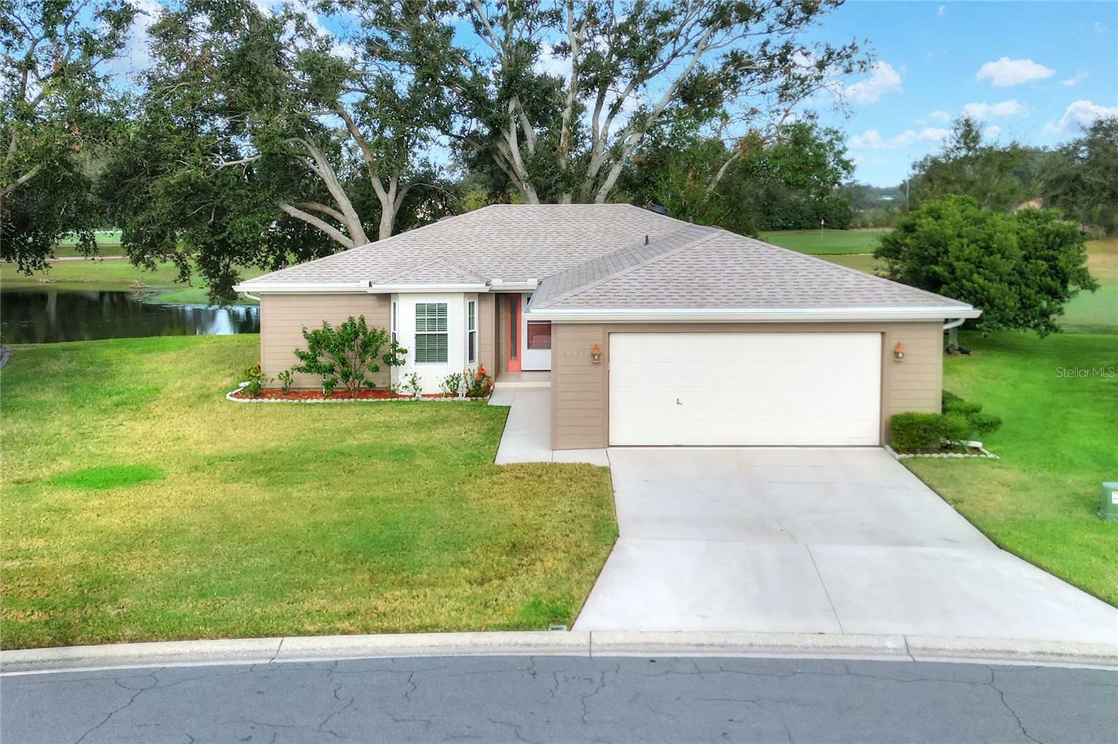 Property Photo:  6133 Seagull Lane  FL 33809 