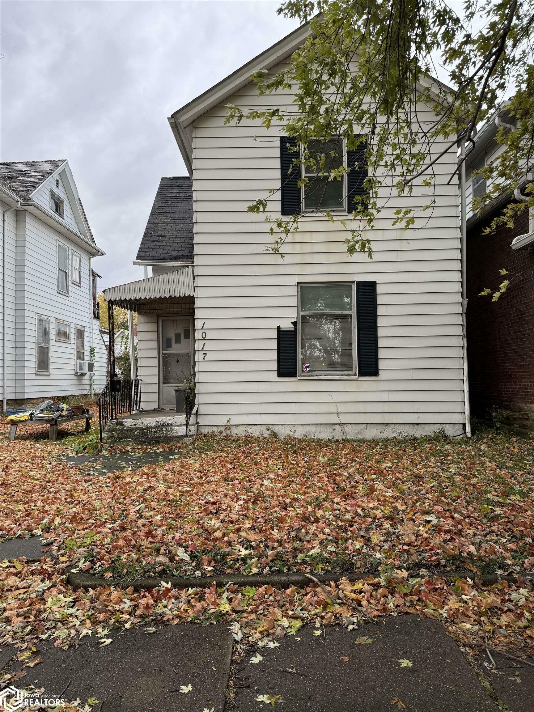 Property Photo: 1017 Avenue G IA 52627