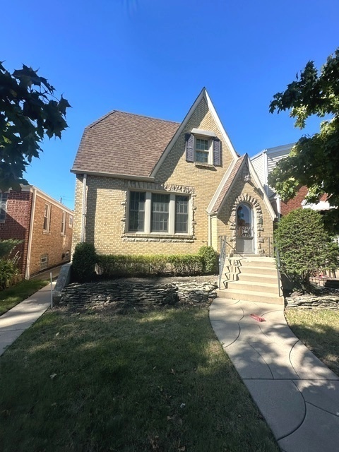 Property Photo: 3324 N Nordica Avenue IL 60634