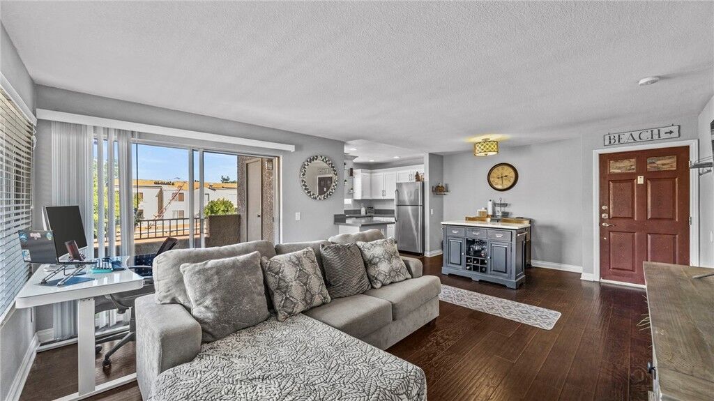 Property Photo: 2500 San Gabriel Way 208 CA 92882