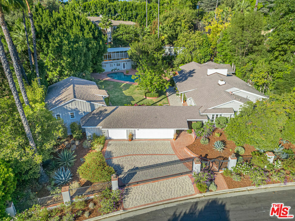 Property Photo: 16475 Garvin Drive CA 91436