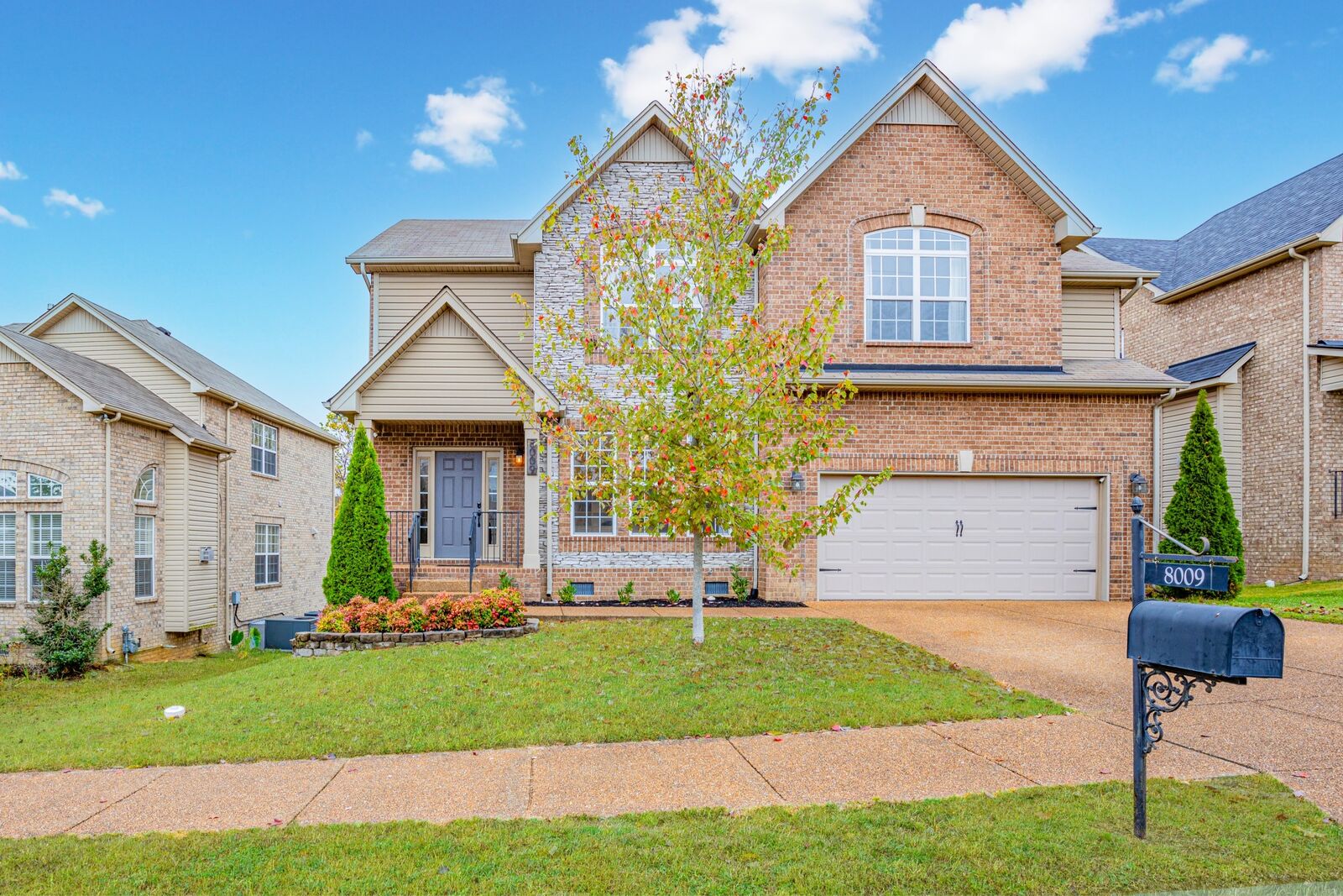 Property Photo: 8009 Brockman Ln TN 37211