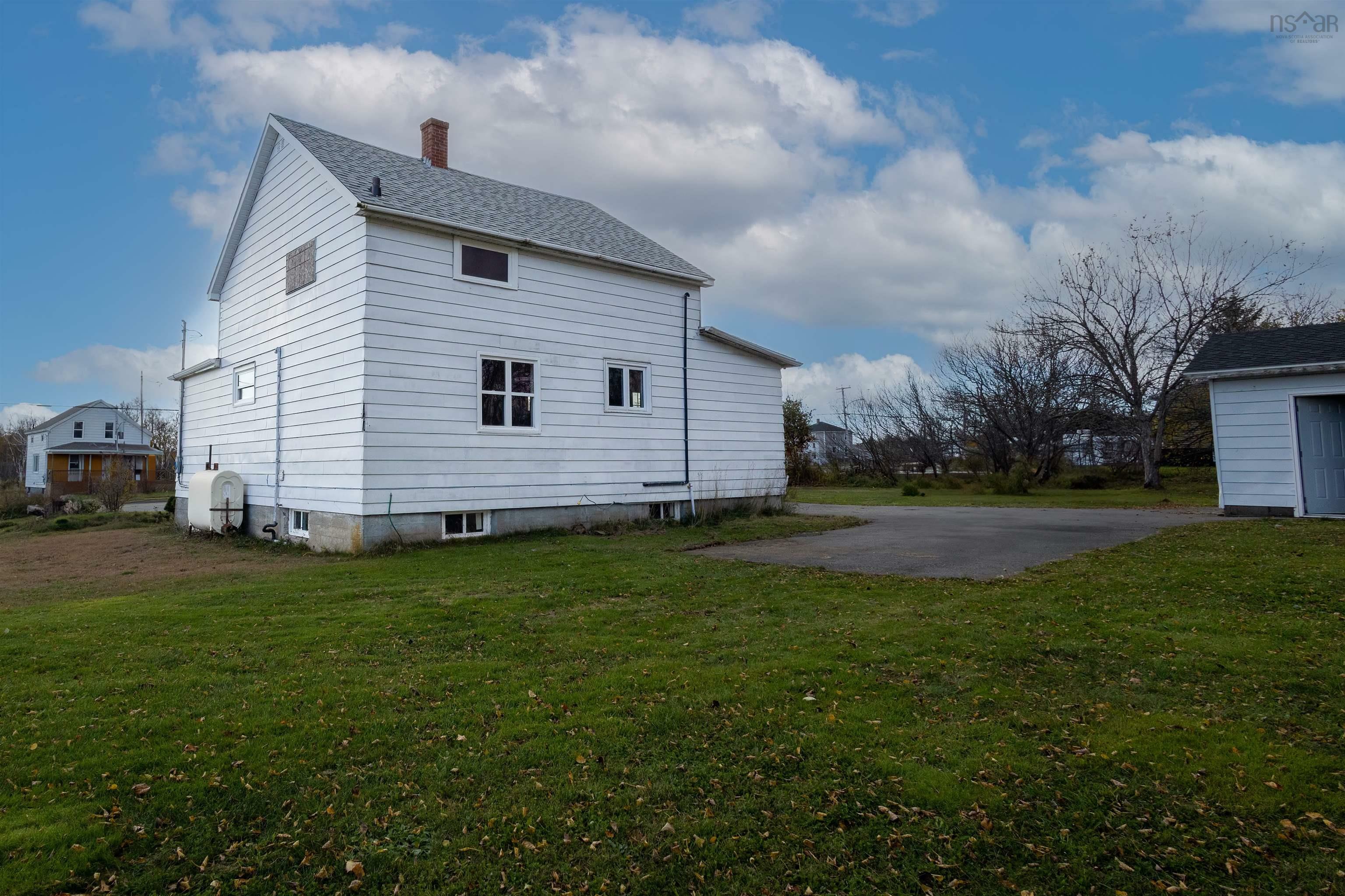 Property Photo:  39 Wilson Road  NS B1E 1L1 