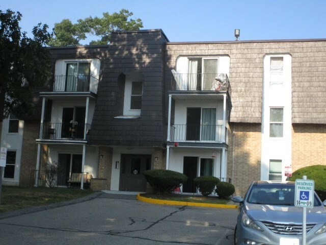 14 Shadowbrook Lane 27  Milford MA 01757 photo