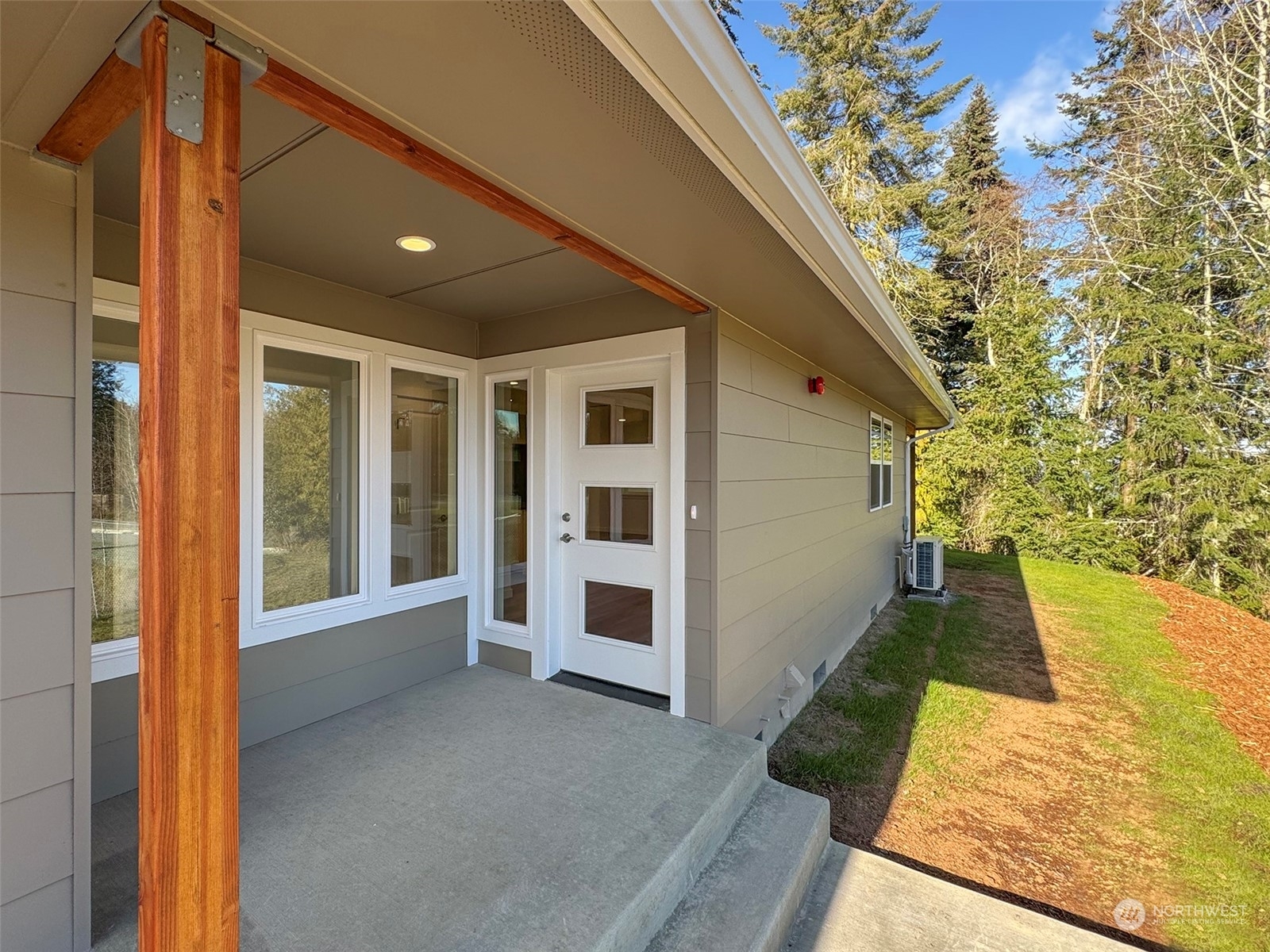 Property Photo: 1531 Discovery Loop WA 98363