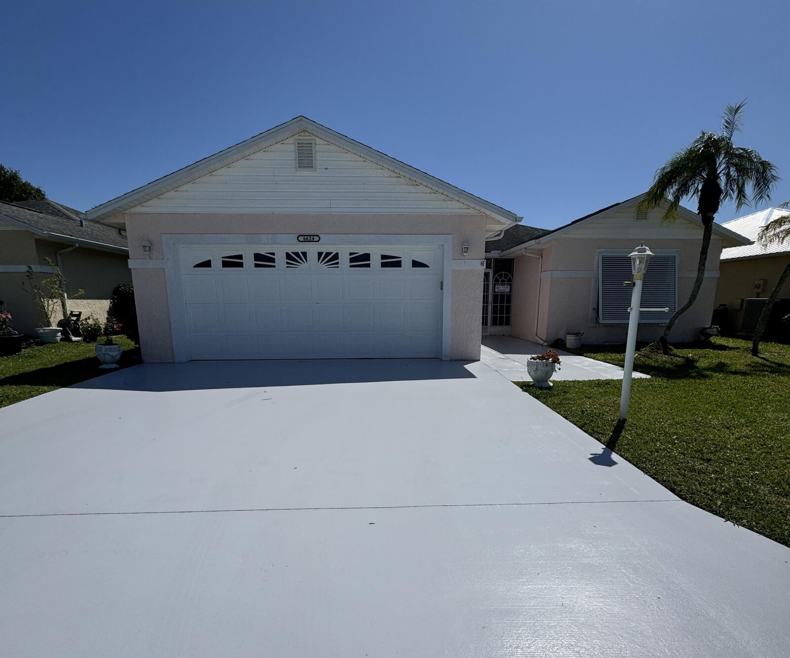 Property Photo:  6624 Gaviota  FL 34951 