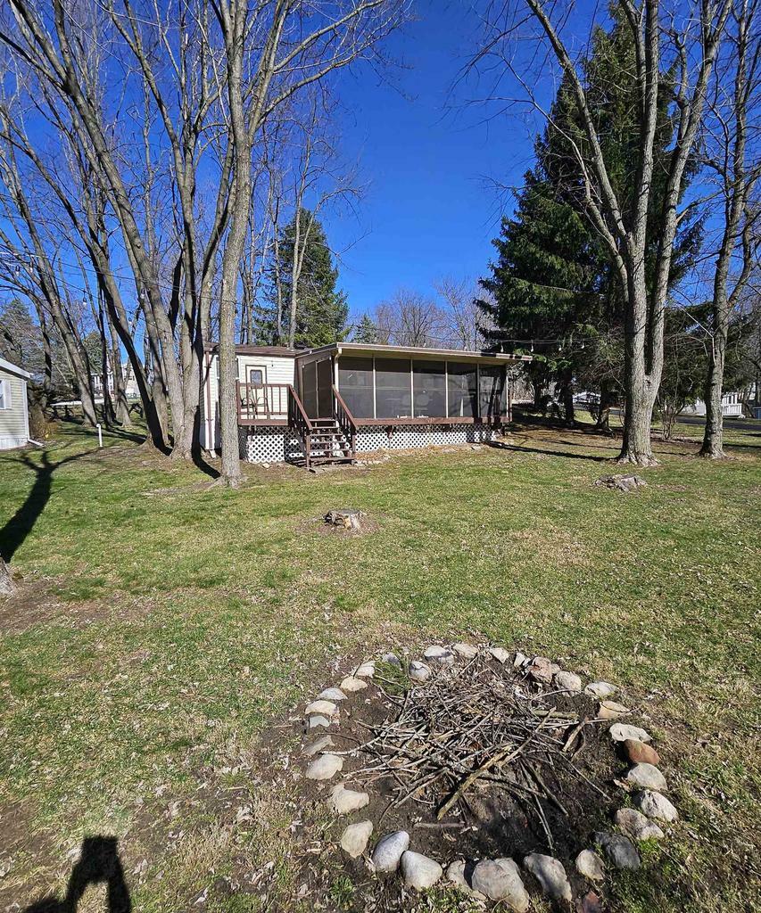 Property Photo:  543 Glendale Drive  WI 53534 