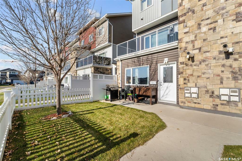 225 Hassard Close 307  Saskatoon SK S7L 2W8 photo