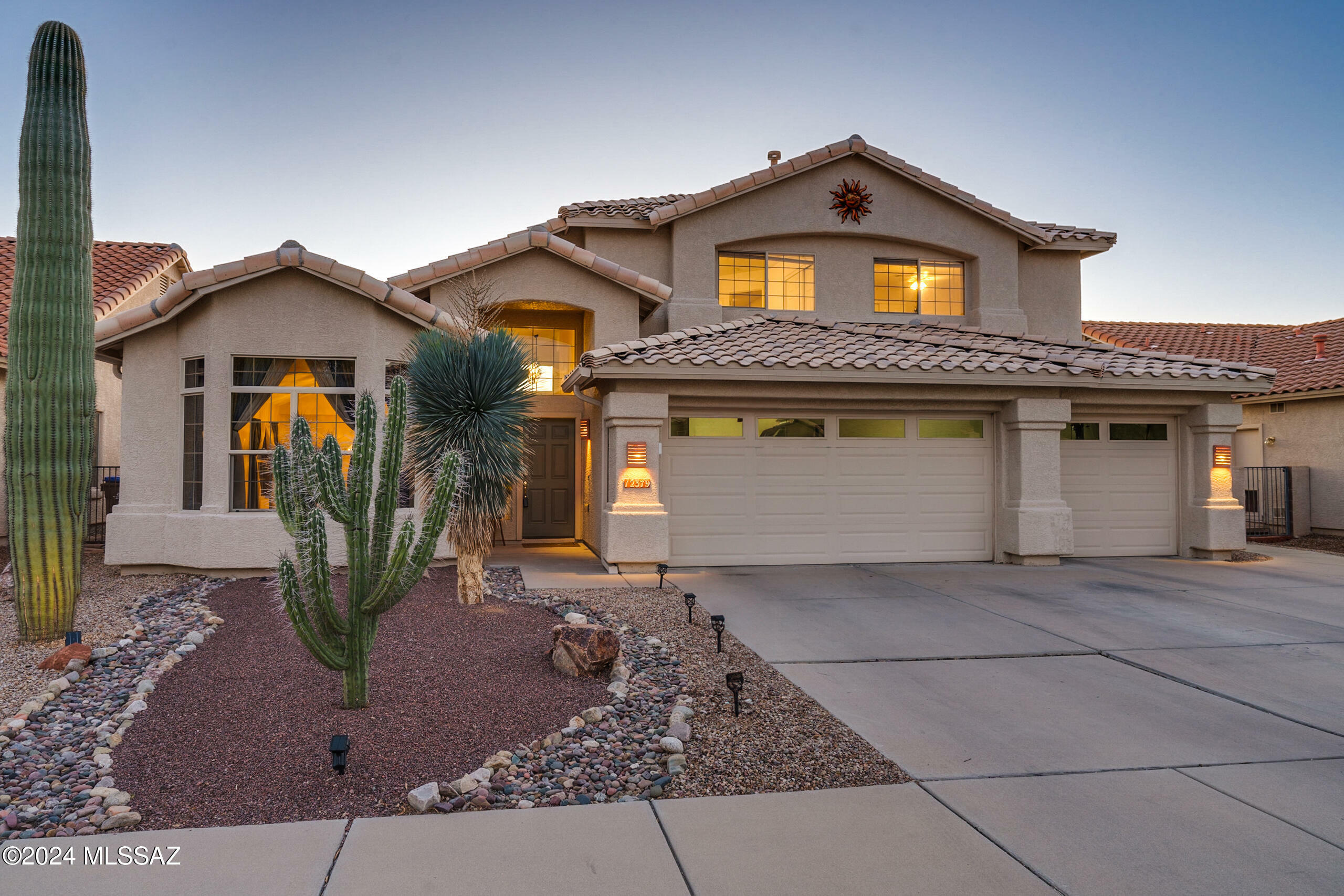 Property Photo:  12379 N Echo Valley Drive  AZ 85755 