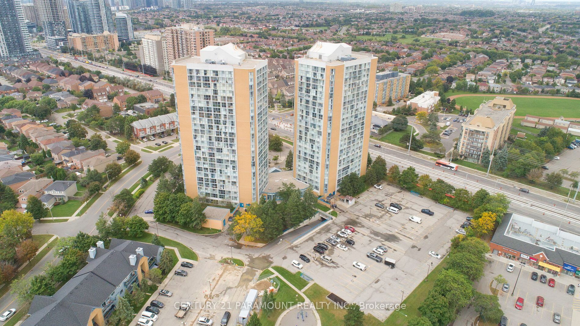 35 Trailwood Dr S 1116  Mississauga ON L4Z 3L6 photo