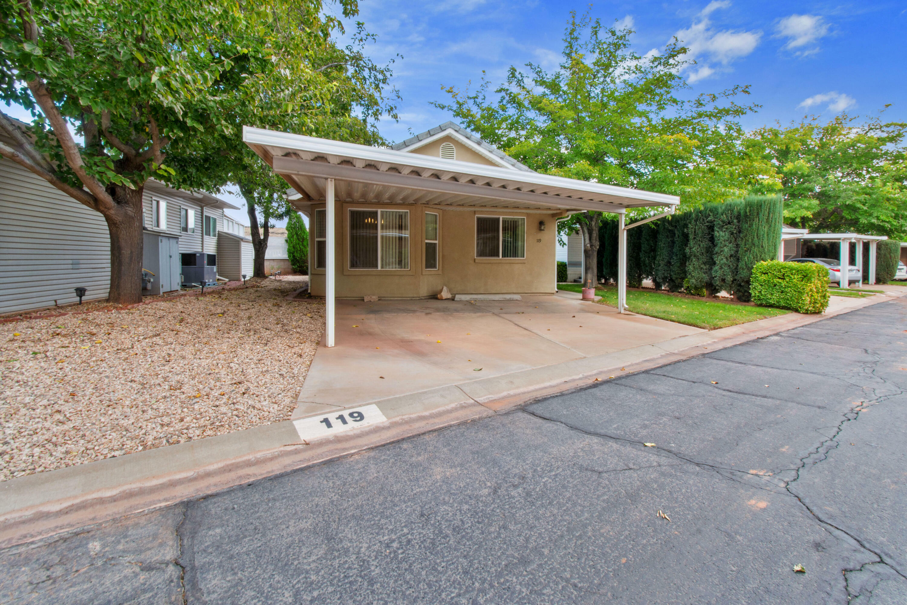 Property Photo:  180 N 1100 E #119  UT 84780 