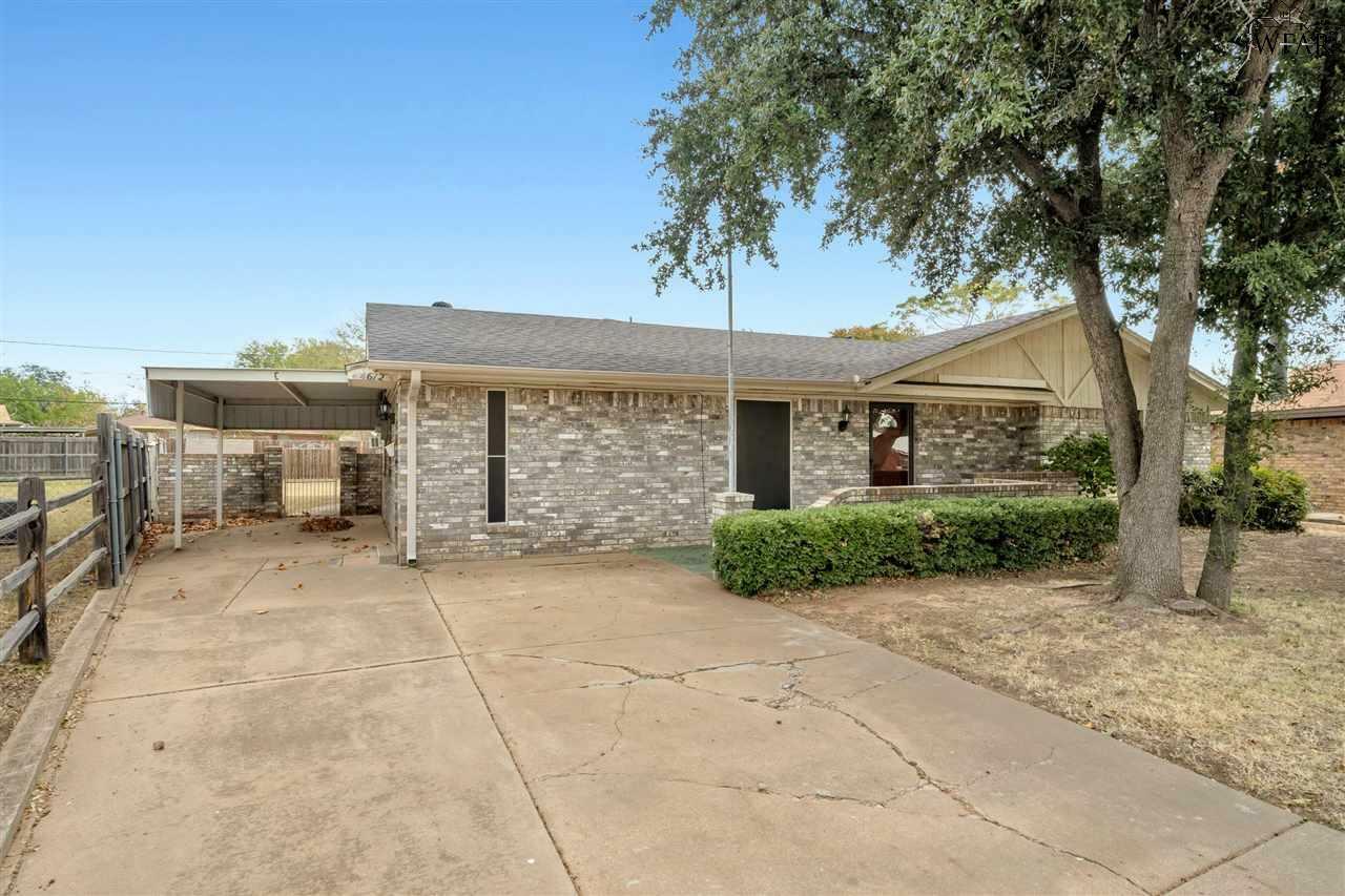 Property Photo:  4612 Belmount Drive  TX 76308 