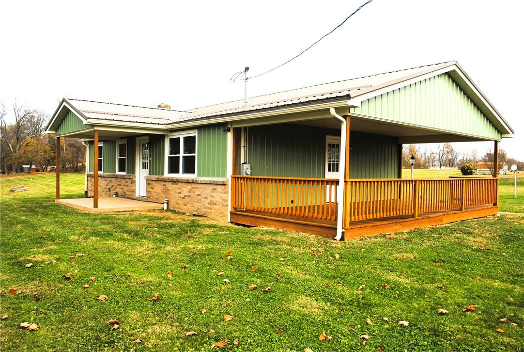 Property Photo:  2247 Orr Rd  PA 15613 