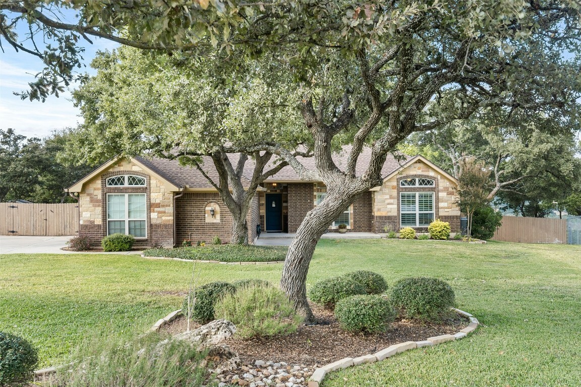 Property Photo:  333 Presa Drive  TX 76571 