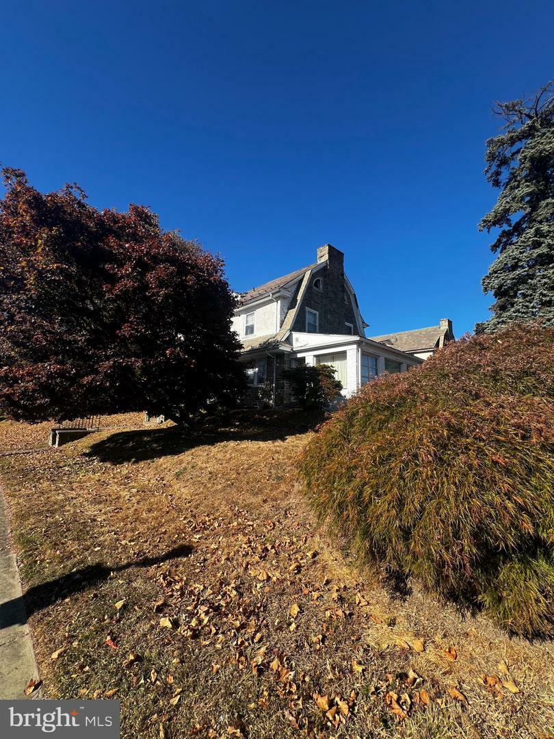 Property Photo:  6300 N 5th Street  PA 19126 