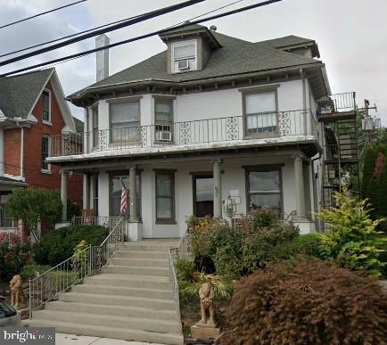 831 Market Street  Lemoyne PA 17043 photo