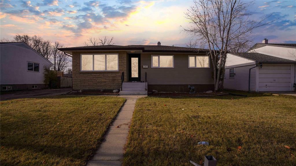 398 Ainslie Street  Winnipeg MB R3J 2Z8 photo