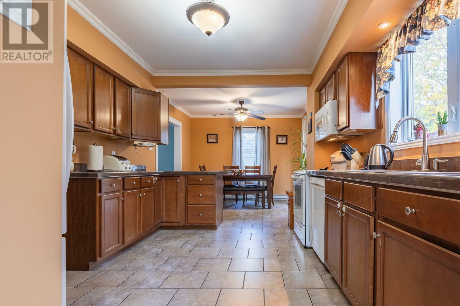 Property Photo:  61 Brosnan Street  NL A2H 6V3 