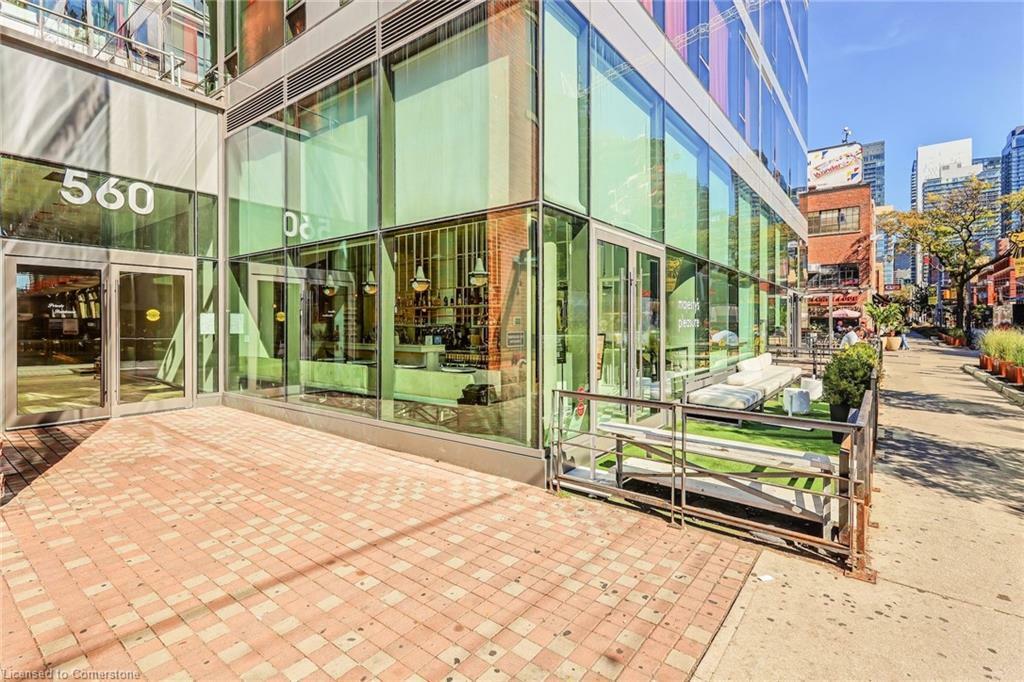 Property Photo:  461 Adelaide Street W 730  ON M5V 1T1 