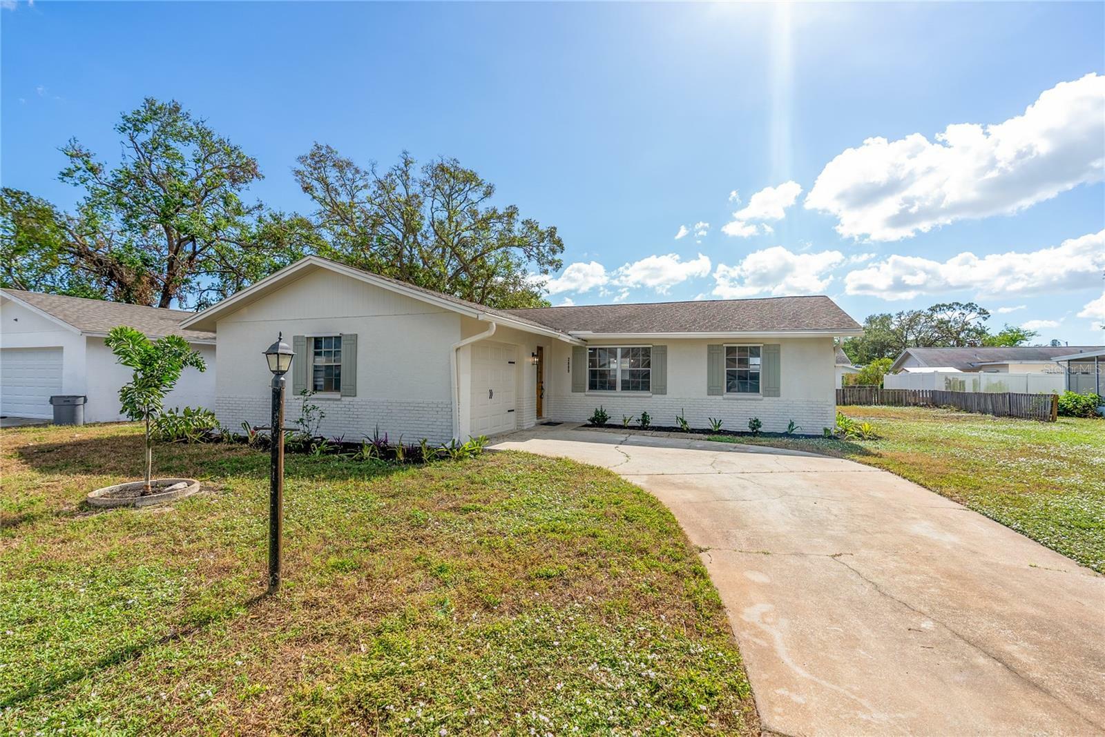 Property Photo:  2809 20th Avenue W  FL 34205 