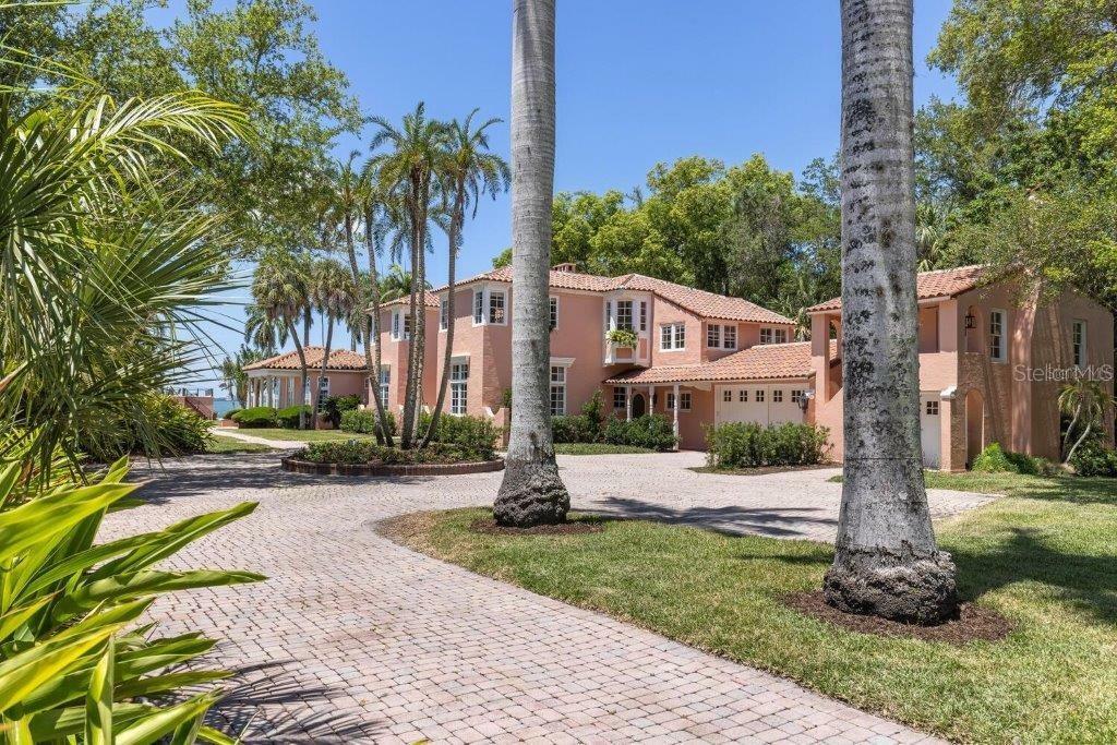 Property Photo:  4511 Bay Shore Road  FL 34234 