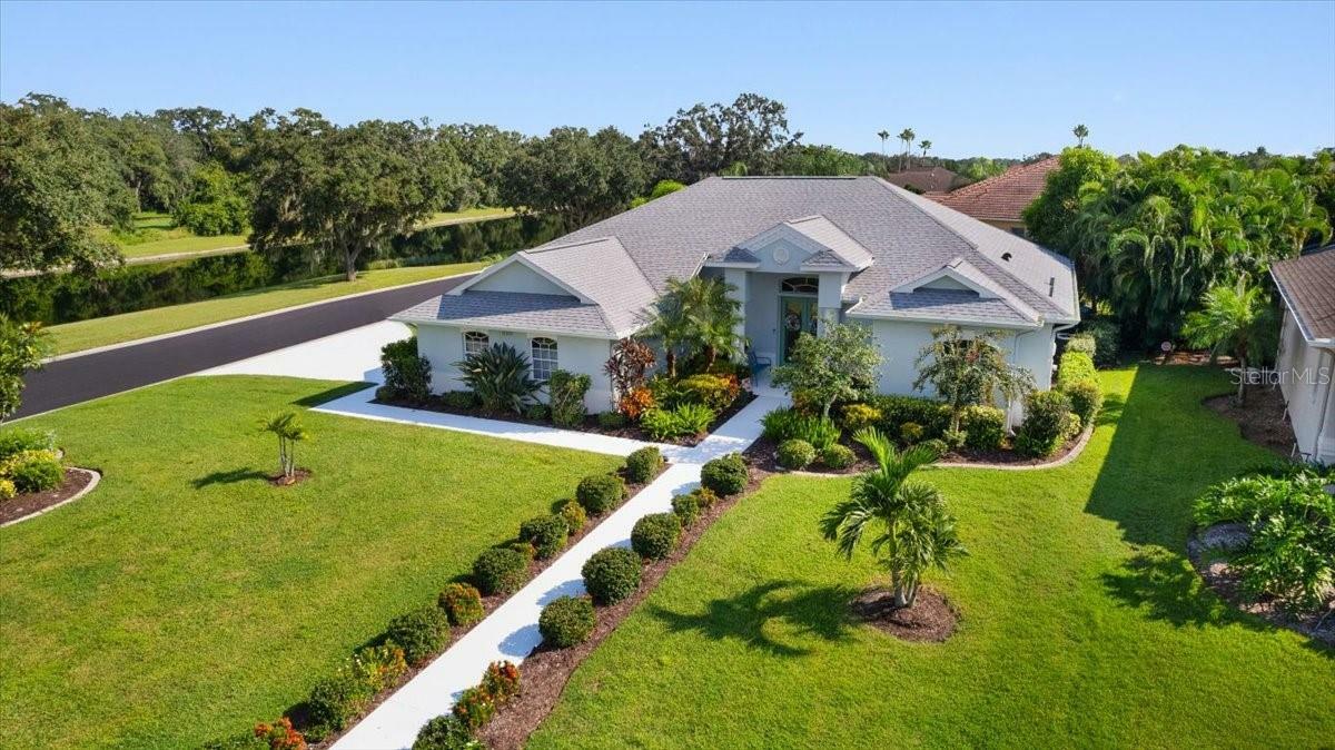 Property Photo:  11939 Oak Ridge Drive  FL 34219 