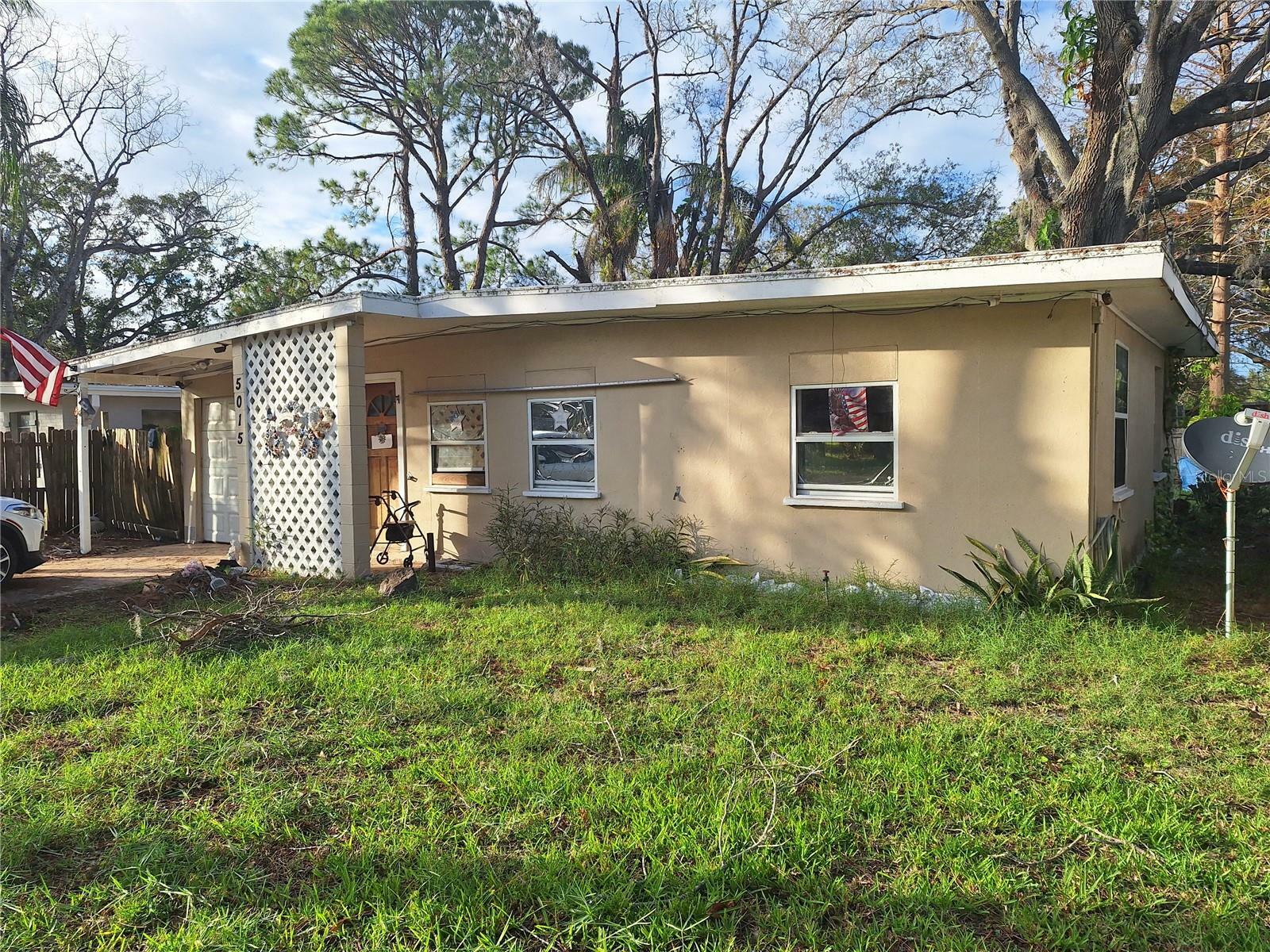 Property Photo:  5015 Green Key Road  FL 34652 