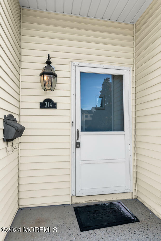 Property Photo:  314 Middlewood Road  NJ 07748 