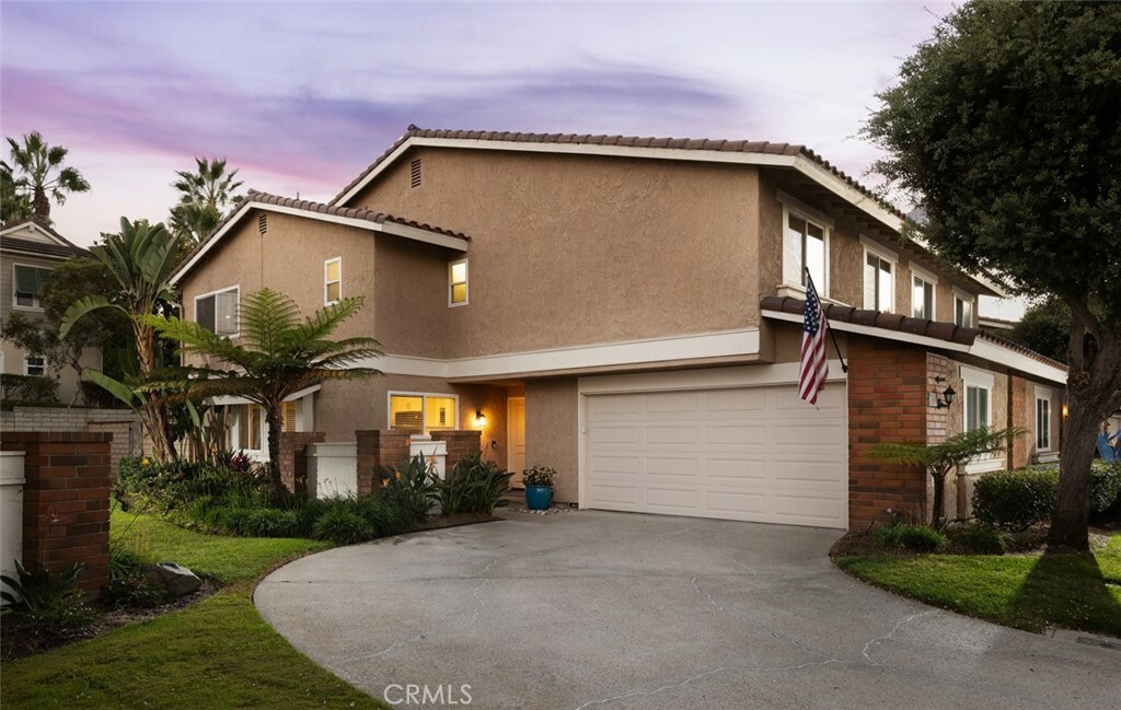 Property Photo:  7806 Seabreeze Drive  CA 92648 