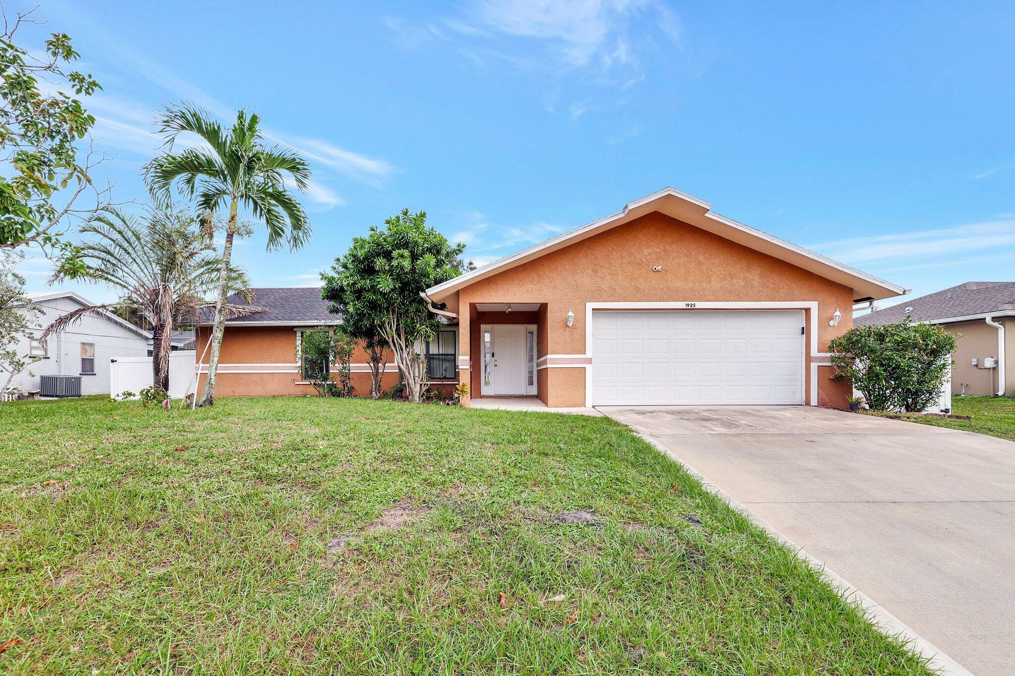 1925 SE Floresta Drive  Port Saint Lucie FL 34983 photo