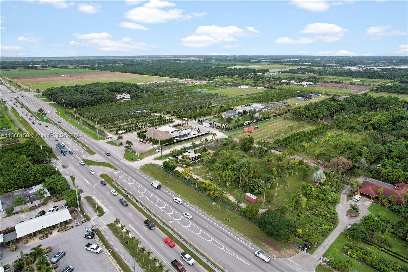 Property Photo:  188 St On SW 177 Th (Krome) Avenue  FL 33187 