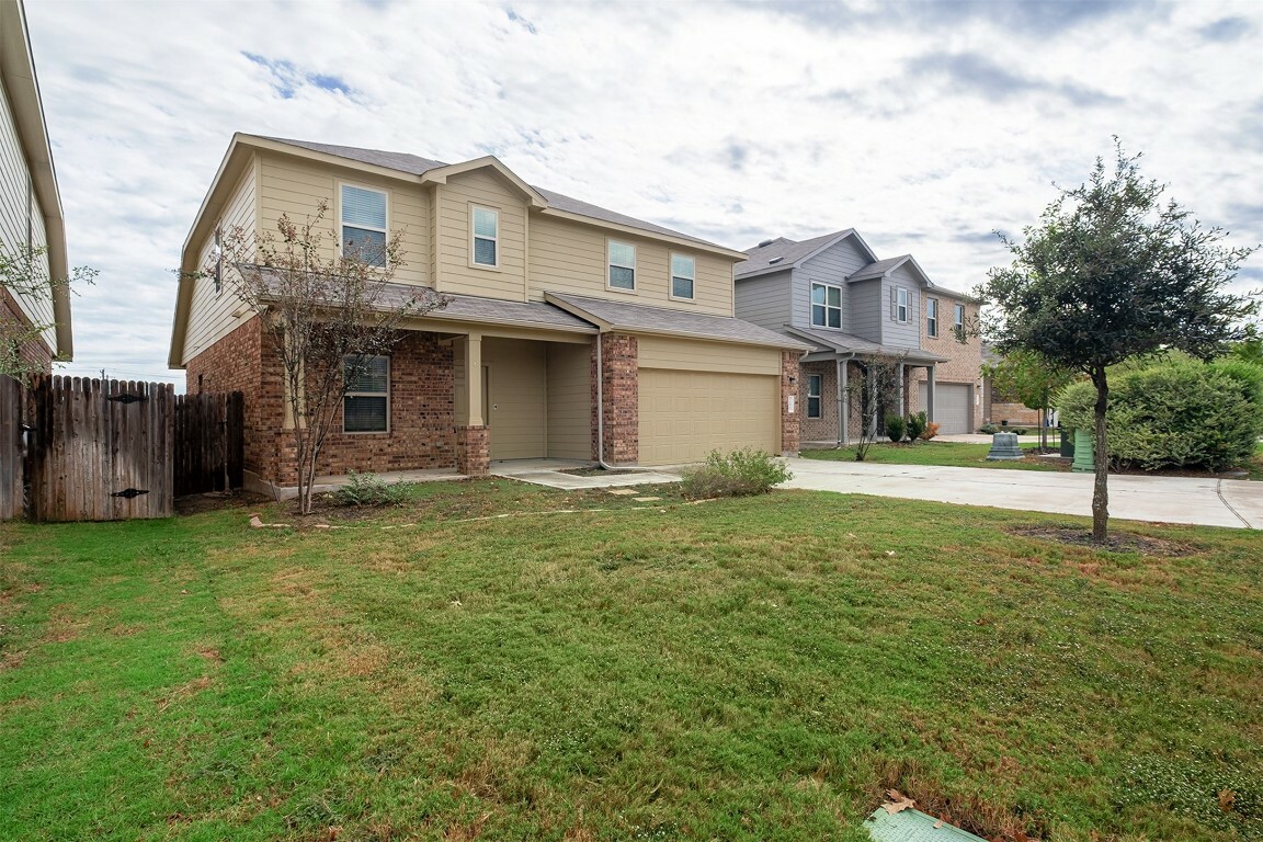 Property Photo:  285 Moon Stone Trail  TX 78610 